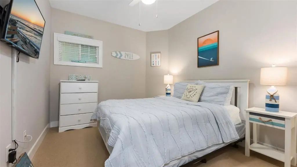 Residence 103S At The Sandcastle Condominiums