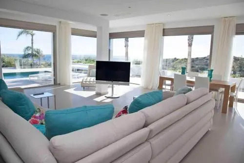 Villa Wave