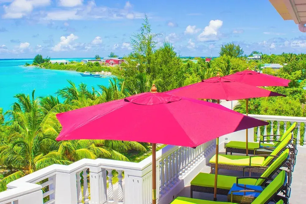 Lagoon Lodge