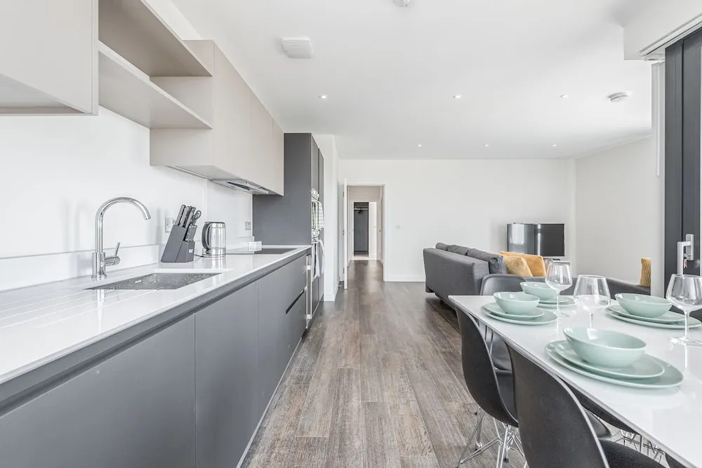 Emerald Apartments London