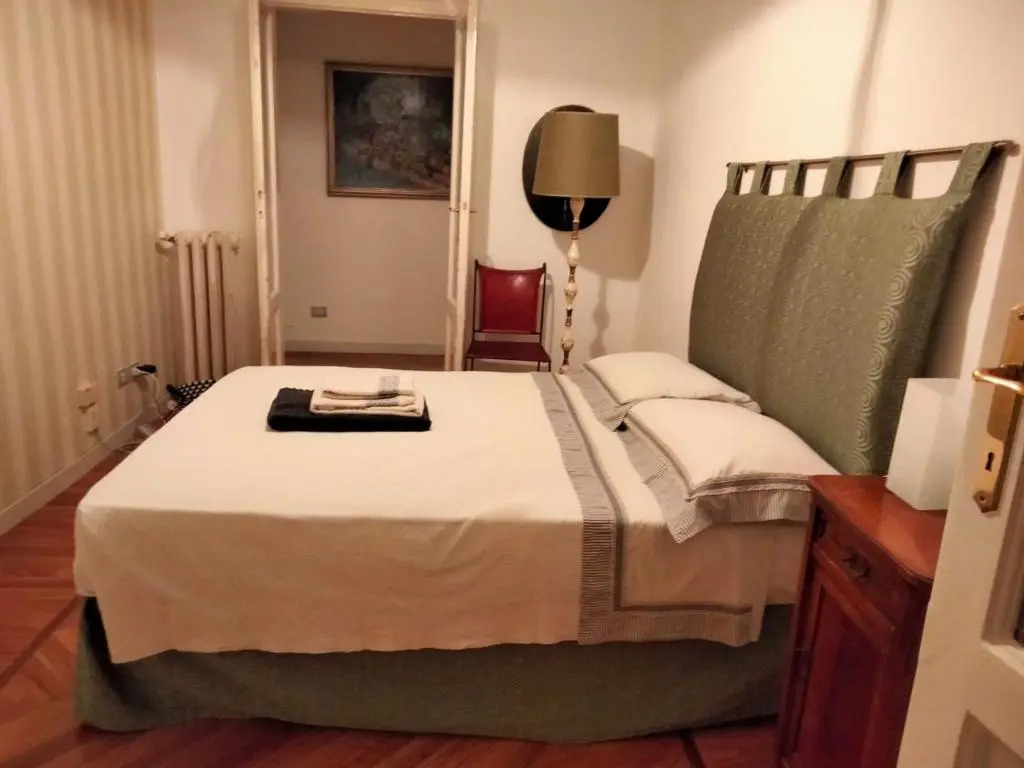 Sophisticated apt near Duomo