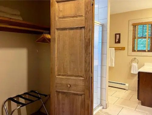 Marble Mountain Chalet