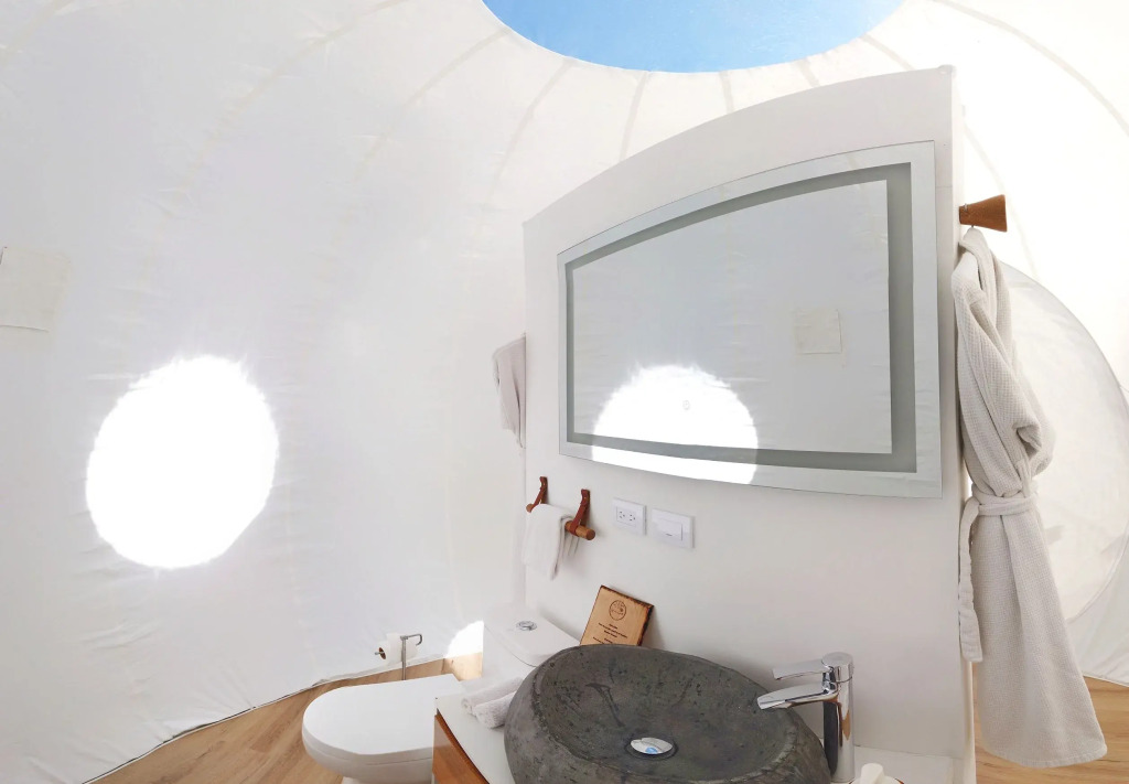Green Land Bubble Glamping