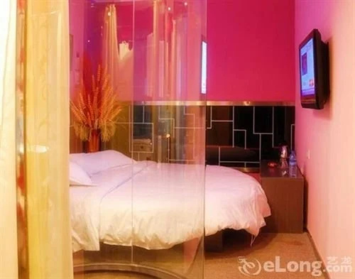 Xilong Hotel (Haicheng Branch)