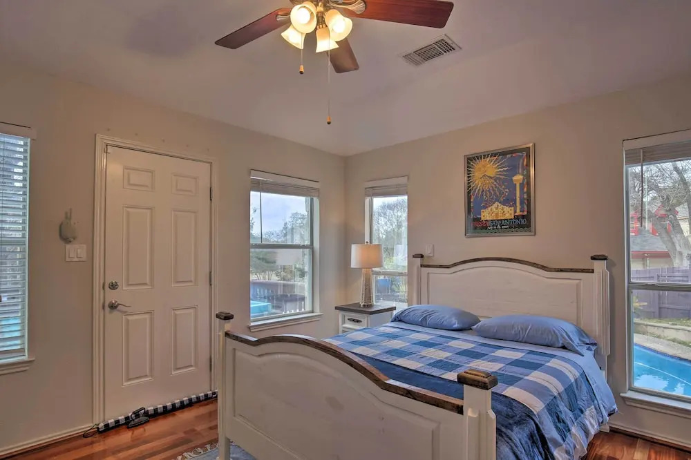 San Antonio Home w/ Pool & Hot Tub Near Seaworld!