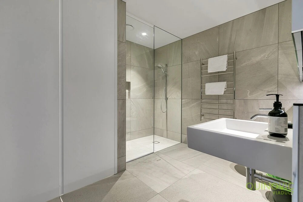 QV New Luxury Apt Tandem Carpark - 975