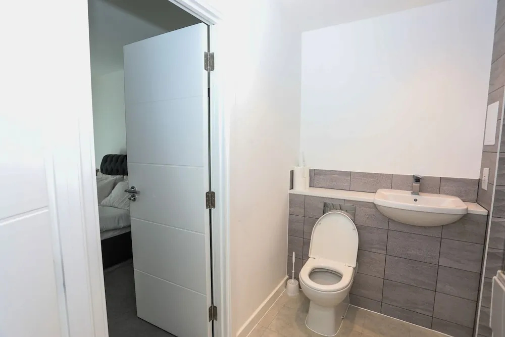 Exquisite One Bed Apartment