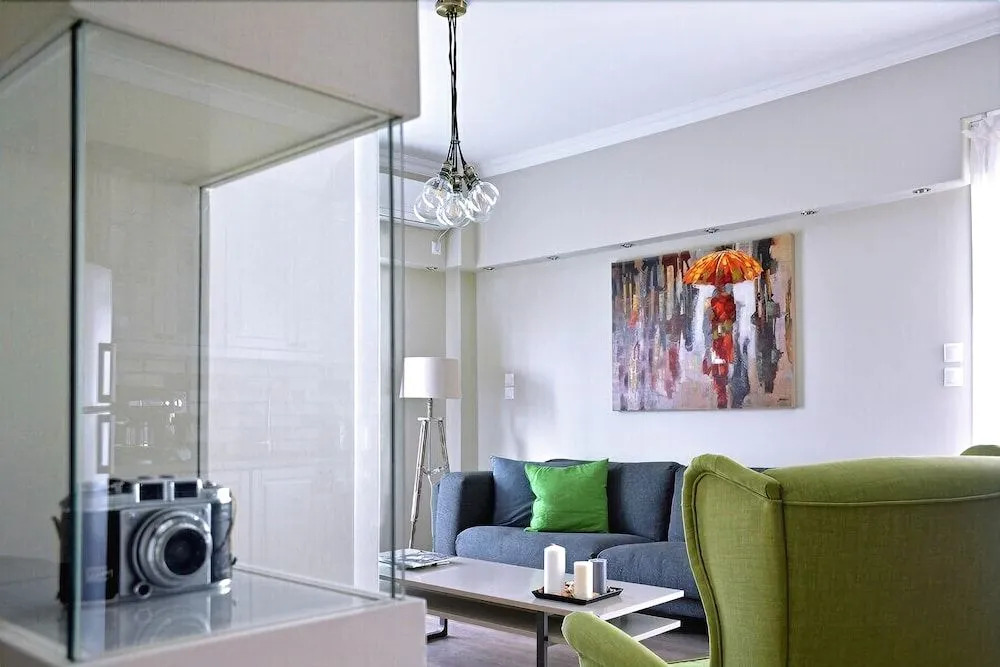 Three Bedrooms Apartment in City Center