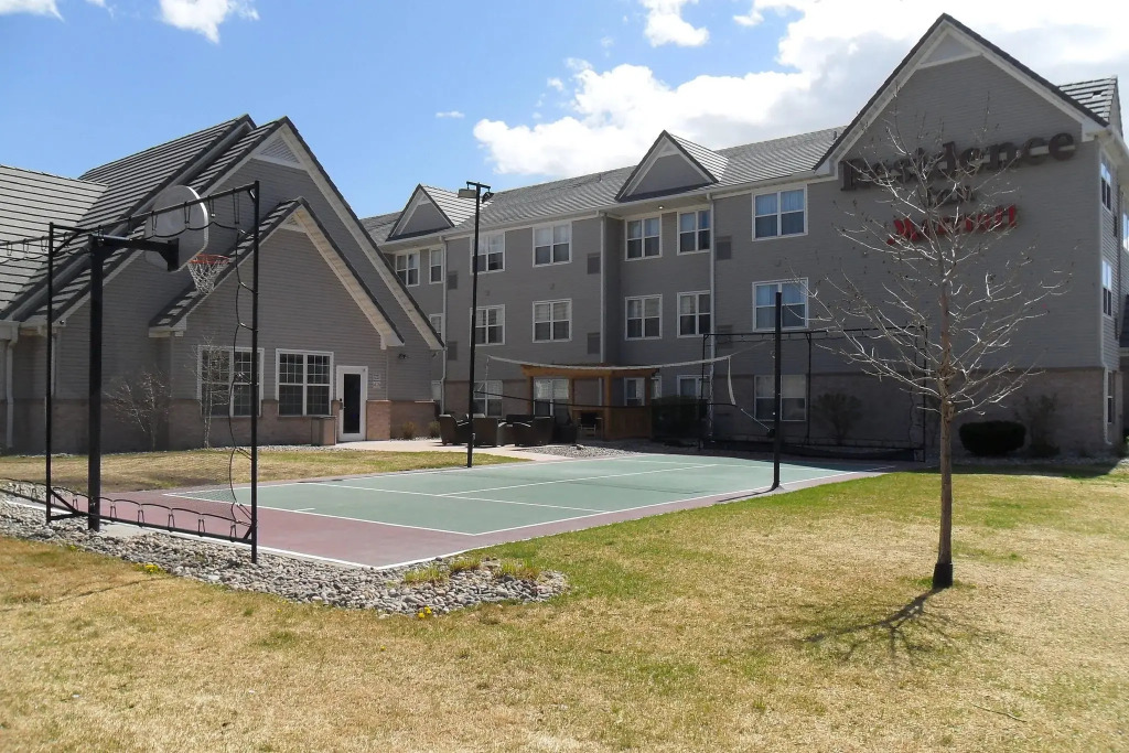 La Quinta Inn & Suites by Wyndham Colorado Springs South AP