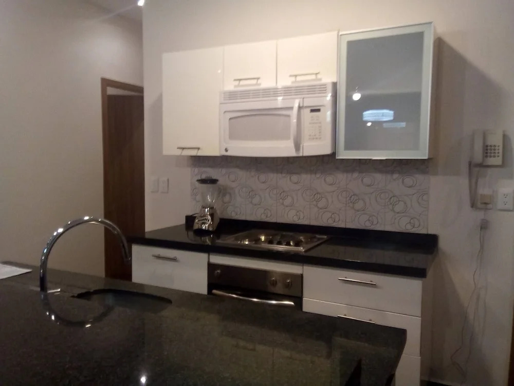 AMAZING REFORMA APARTMENT, 2 brms 2 bath, AWESOME