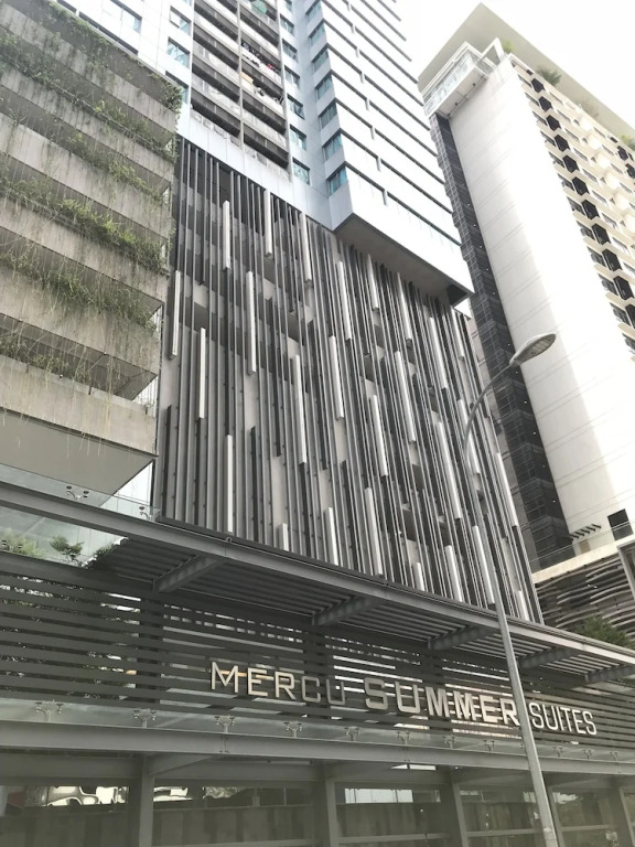 Mercu Summer Suites