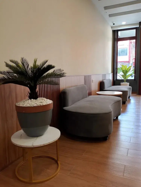Sh Garden Hotel