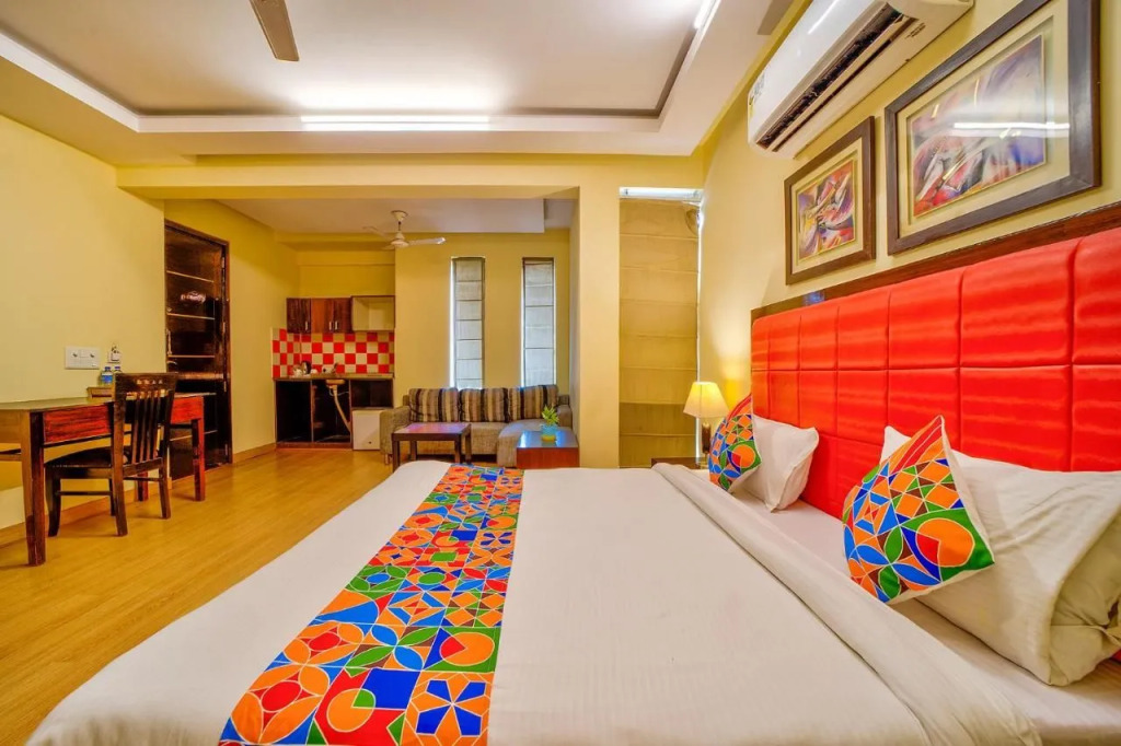 FabHotel Rivlet