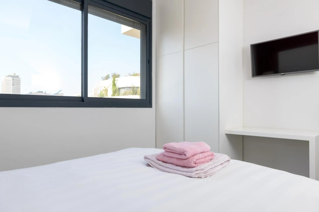 Nice 2BR in Hold North by HolyGuest