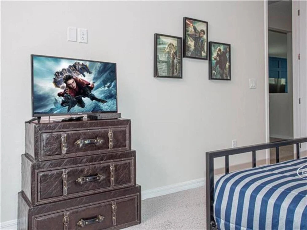 Stunning Property With Pool Located at Solara Resort Near Disney and Attractions