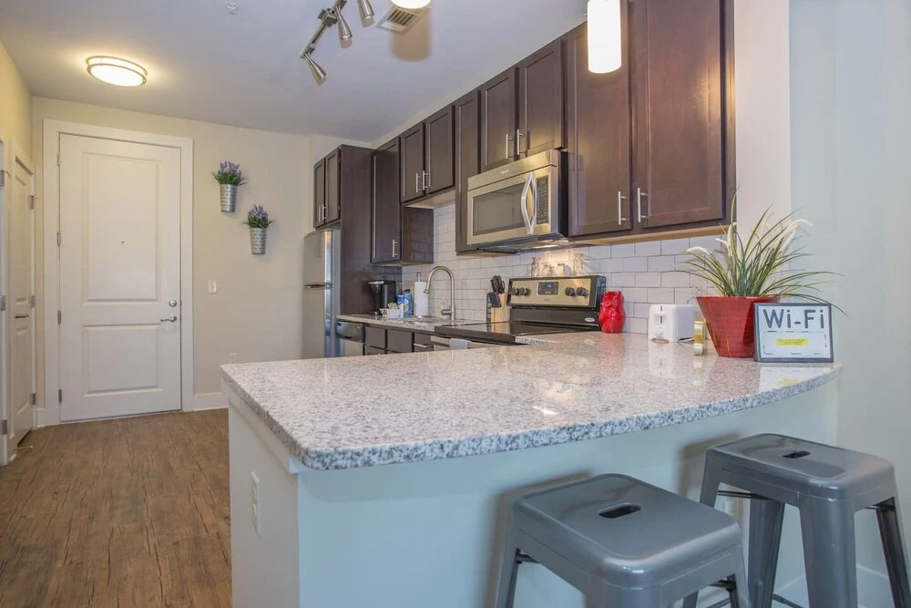Frontdesk - Mezzo 1 Southpark Apts Charlotte, NC