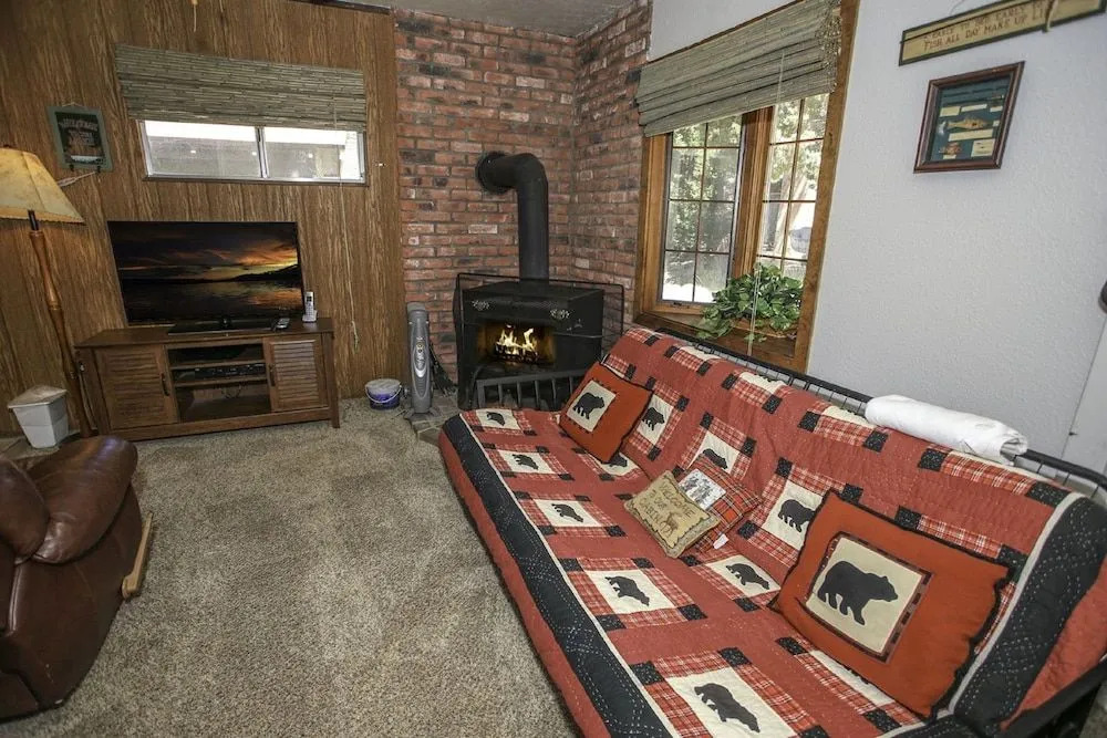 Bear Mountain Retreat