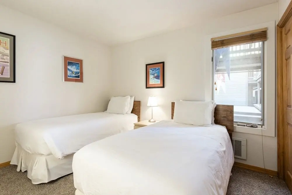 Snow Flower 131 2 Bedroom Condo by RedAwning