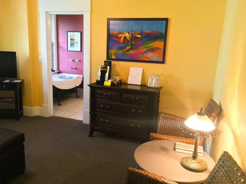 Watergarden Inn at the Bay
