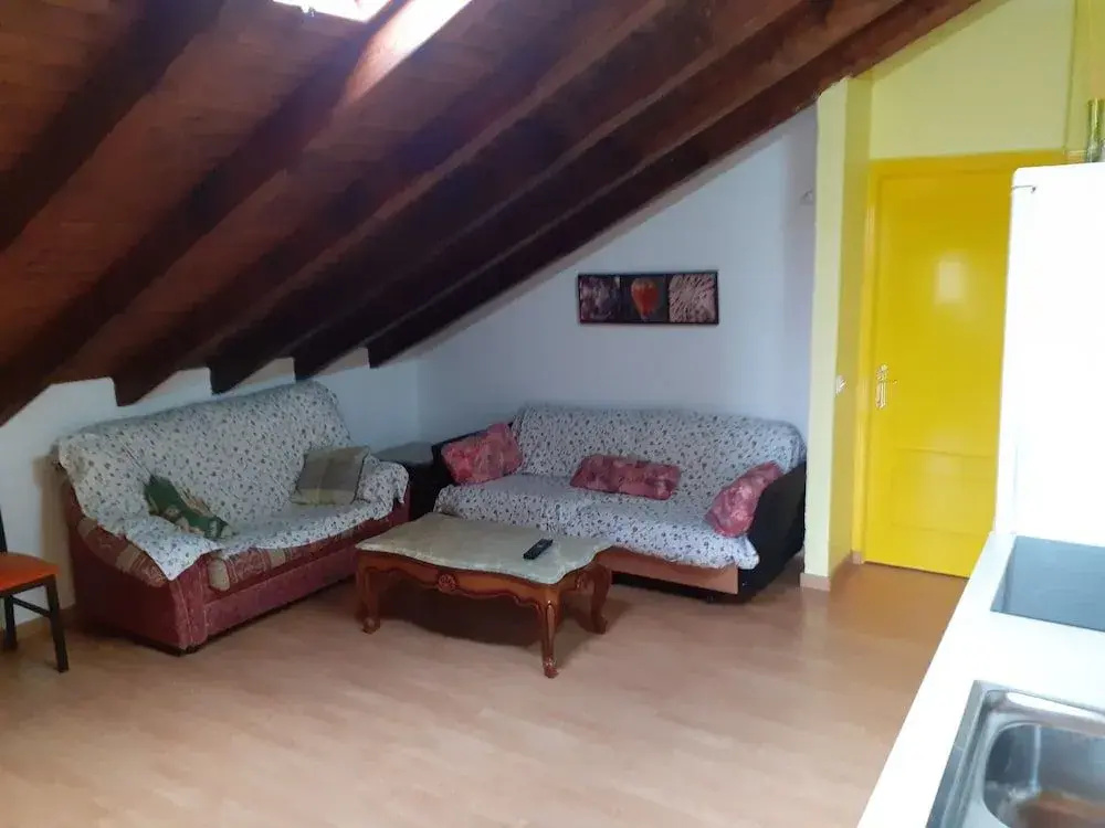 Apartamentos El Puntual