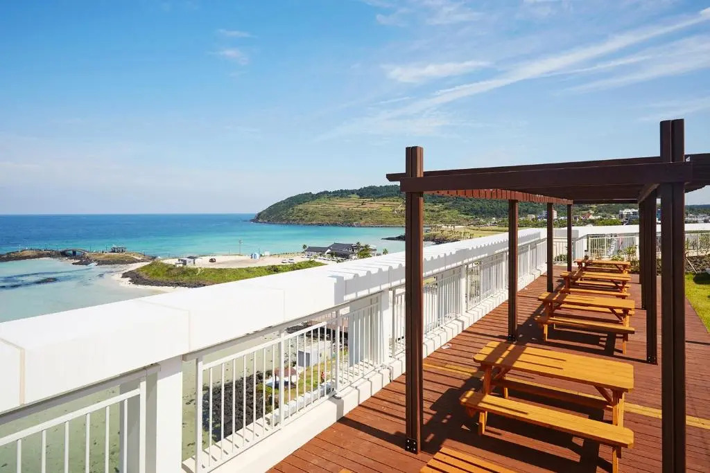 Saint Beach Hotel