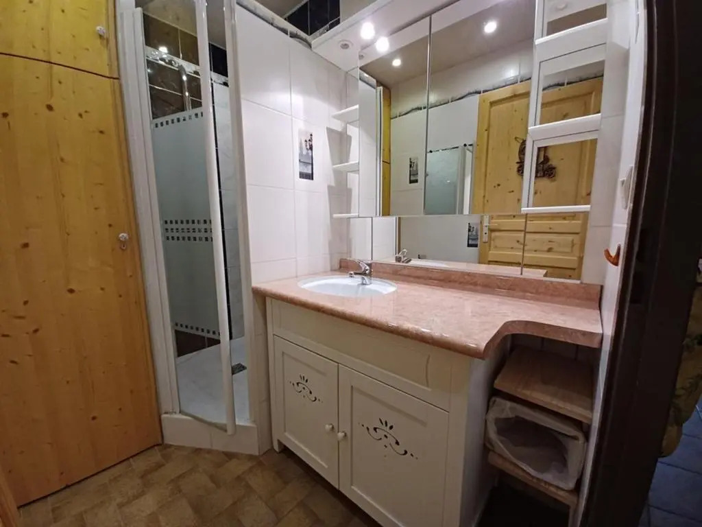 Appartement Le Biot, 2 pièces, 4 personnes - FR-1-573-107