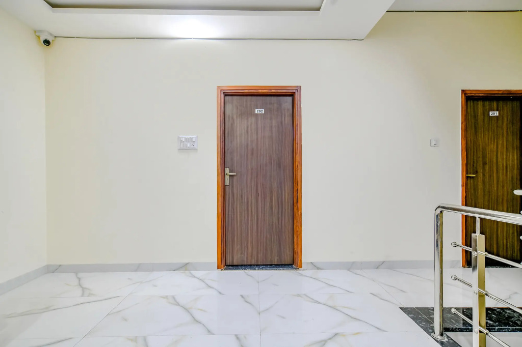 FabHotel DR Greens
