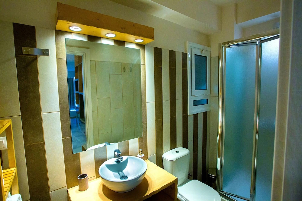 Emerald Suite