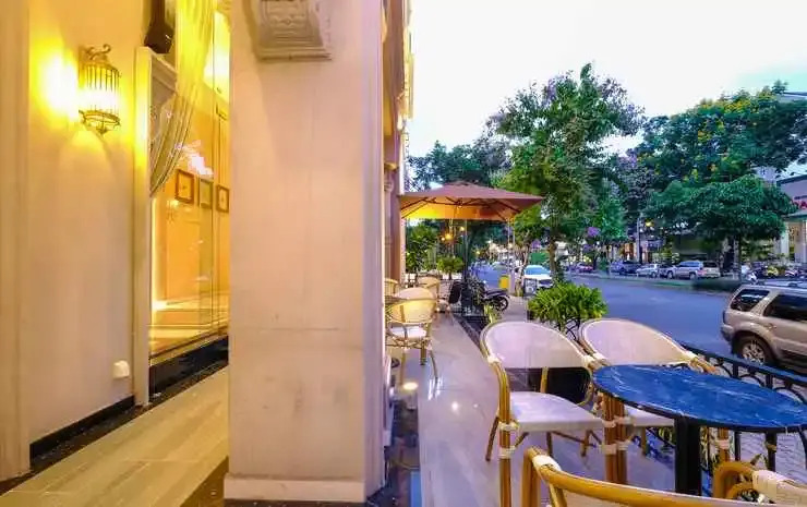 Golden Tree Hotel & Apartment