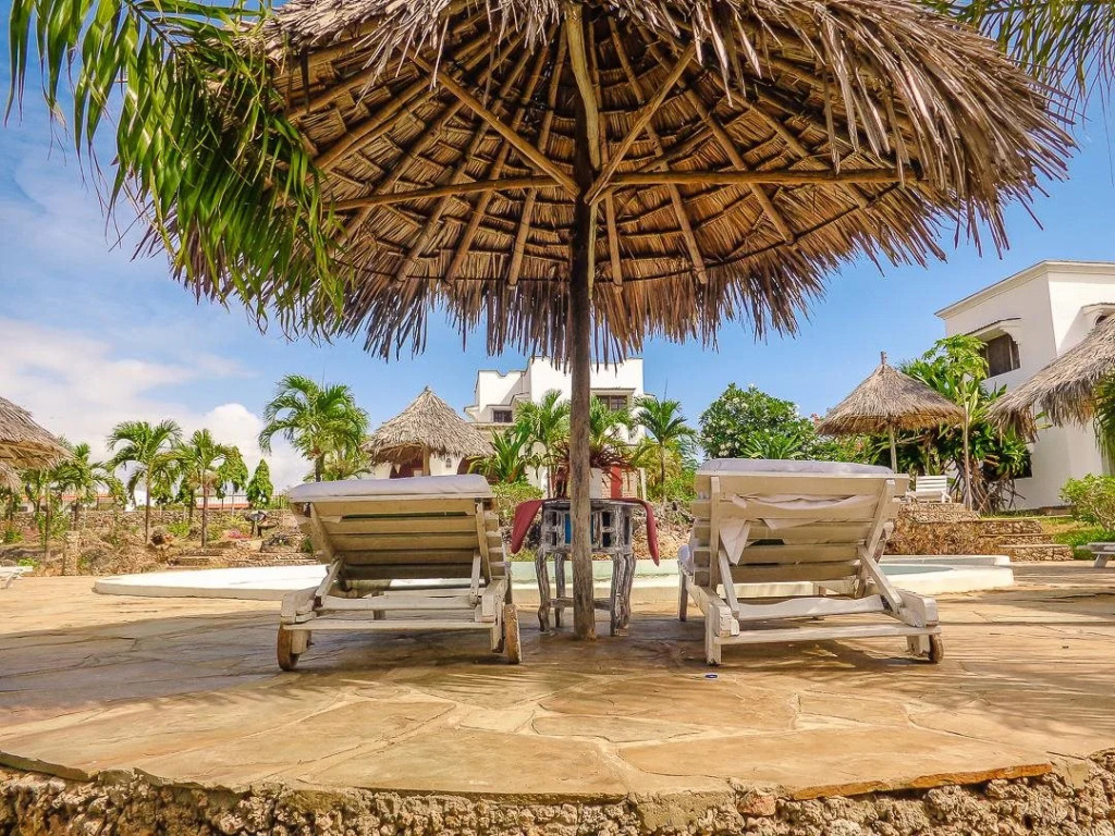 Lions House Boutique Hotel