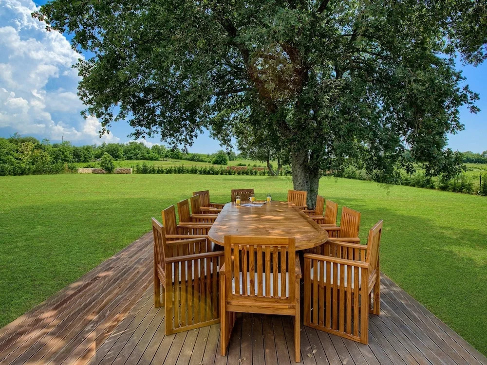 Stately Villa in Baderna with Private Full Size Pool