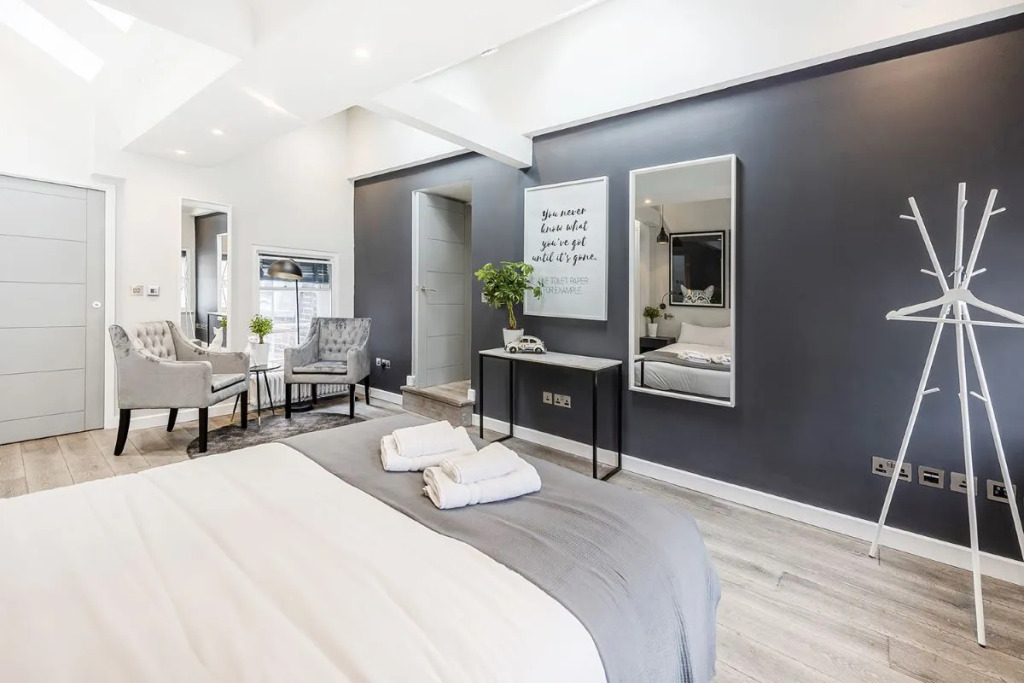 BE: Wardour Street Apartments, London