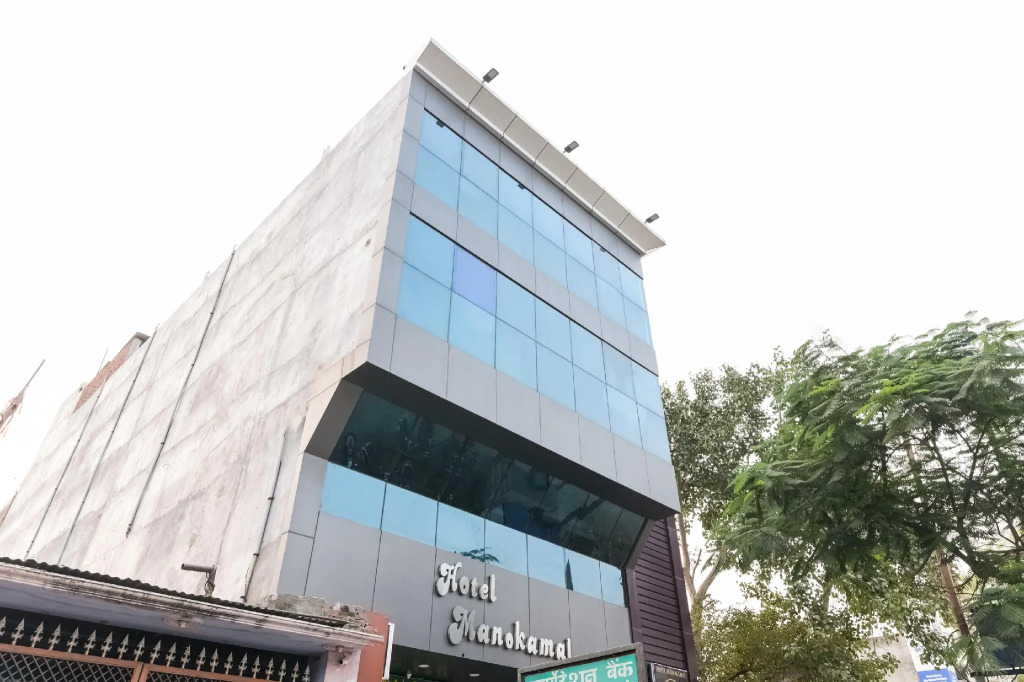 Capital O 66652 Hotel Manokamal