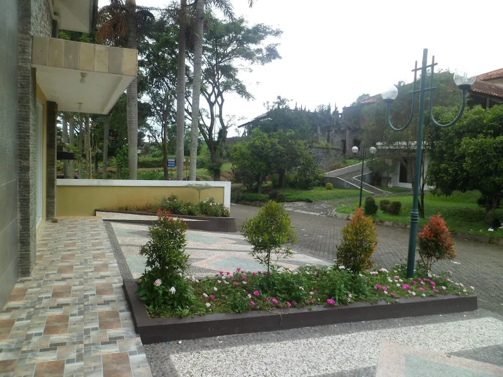 Villa Kota Bunga Happy AA2-11