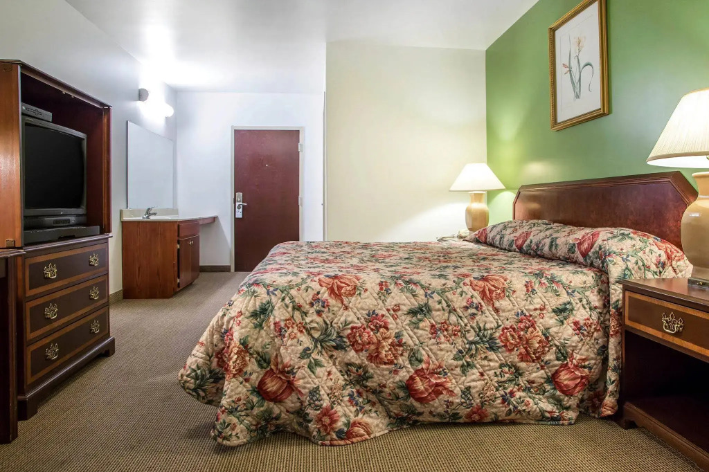 Rodeway Inn Paradise