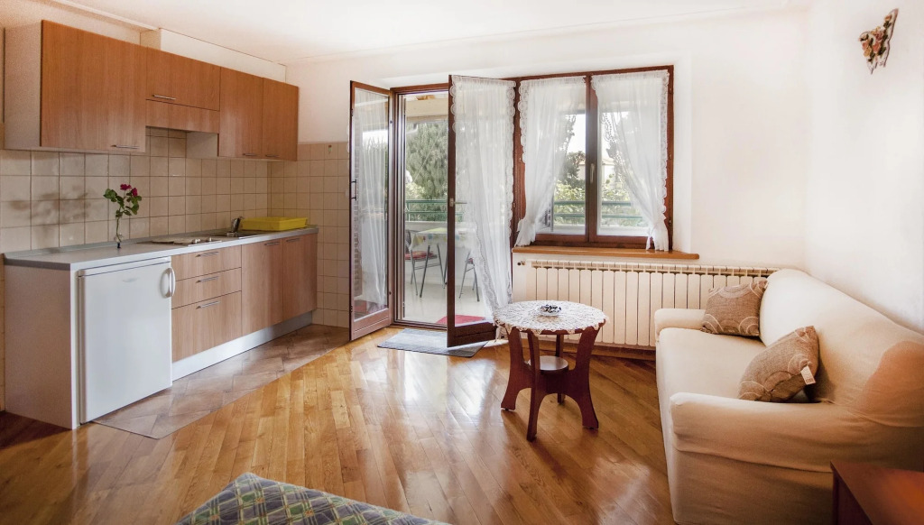 Apartments Cademia