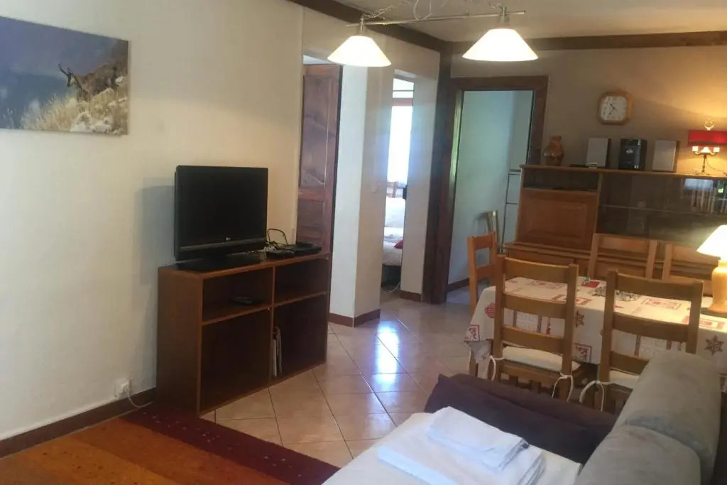 Family House With Balcony Garden Wi Fi