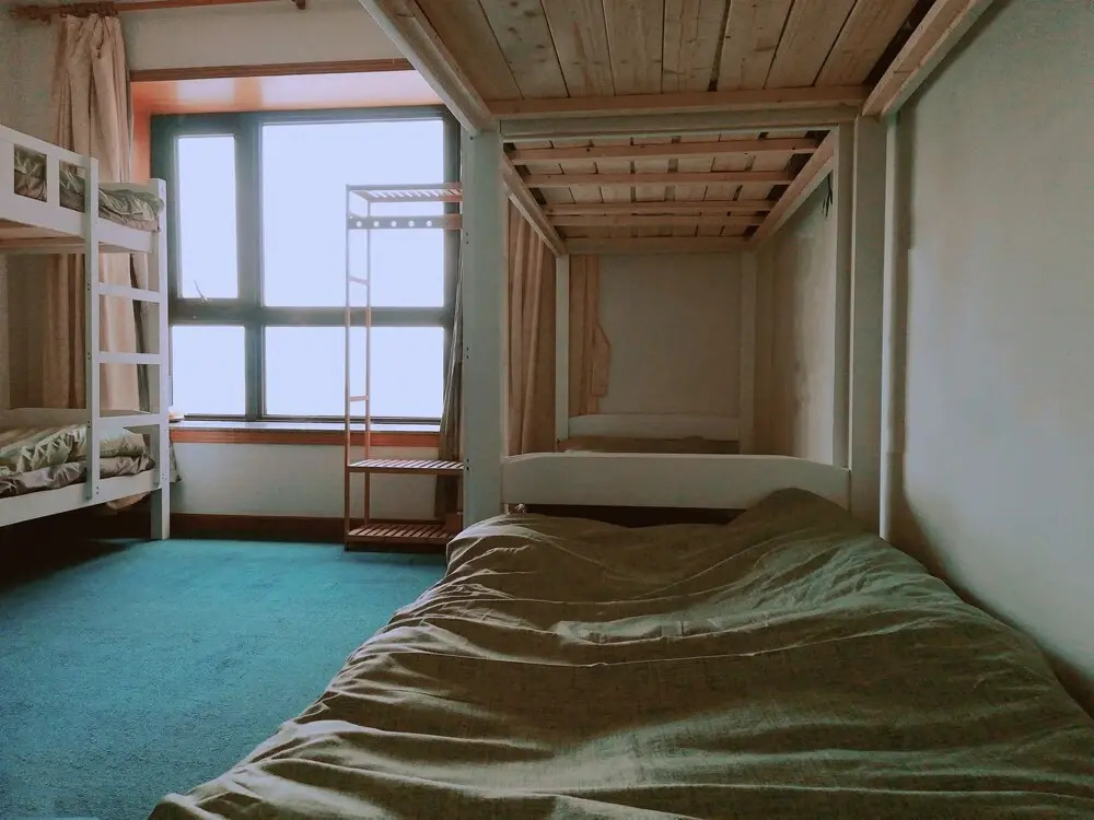 Midolv Youth Hostel