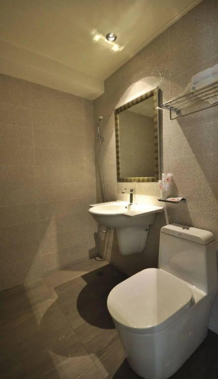 Jih Lih Hotel