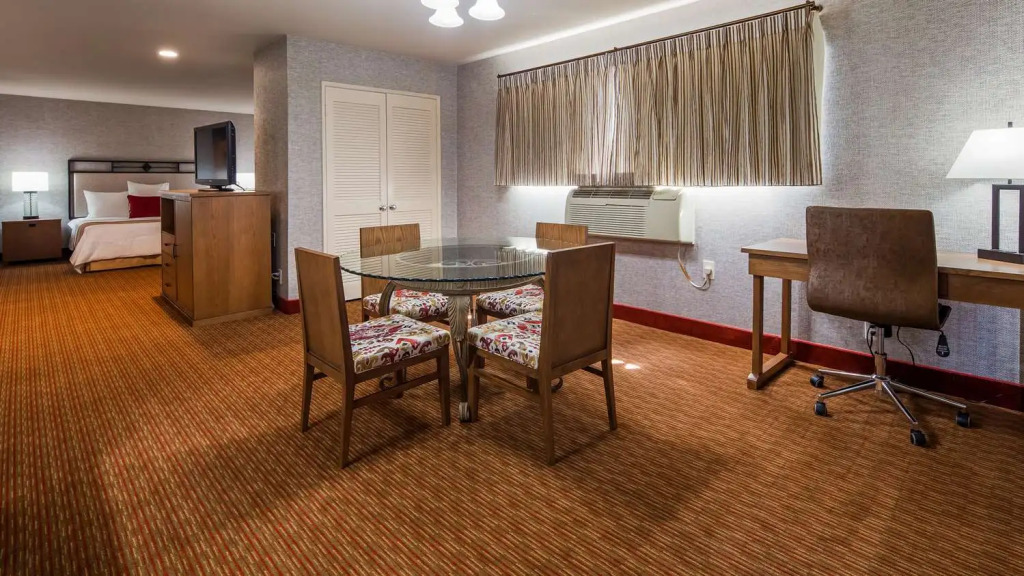 SureStay Hotel by Best Western Camarillo