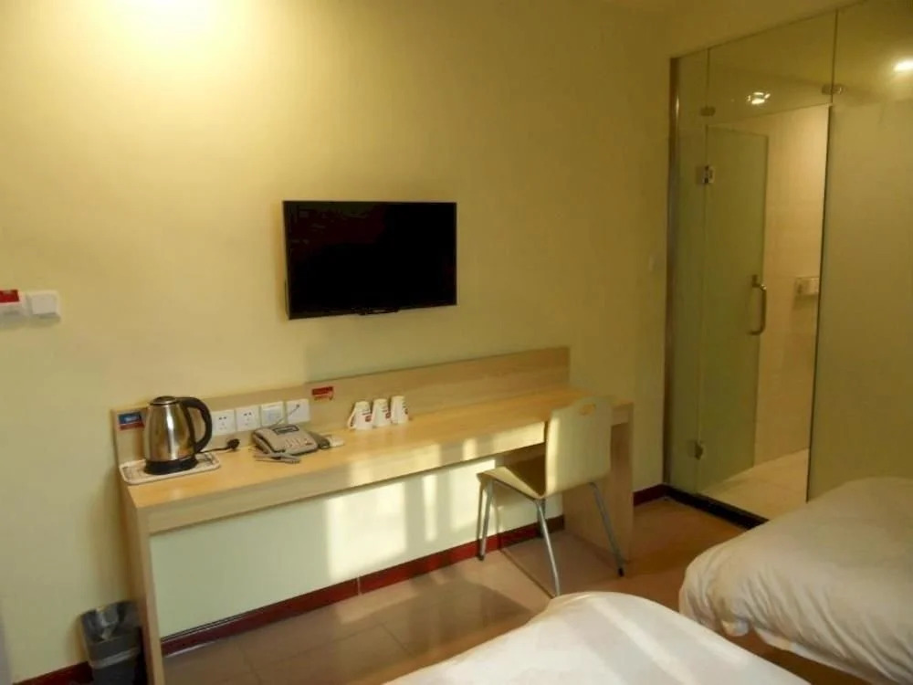 Comfortable Hotels Dezhou Canal
