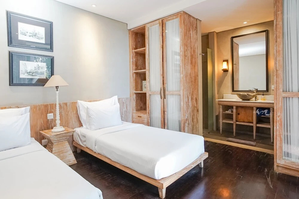 Manda Villa