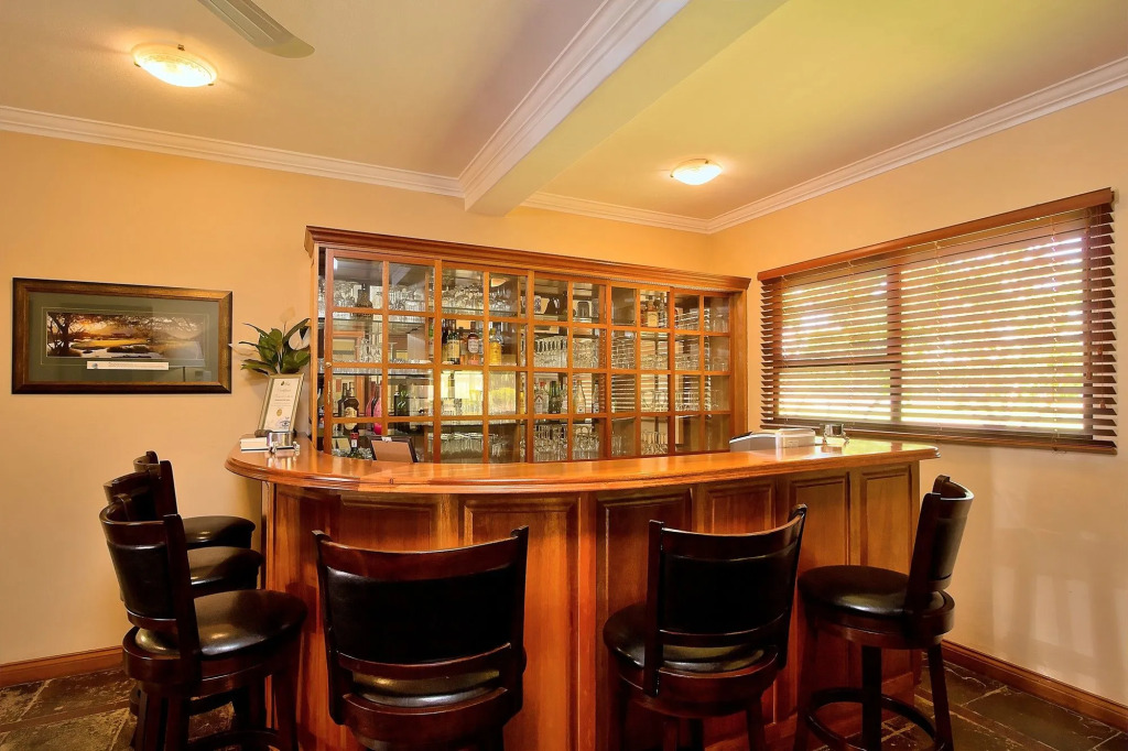 Centurion Golf Suites Boca Walk