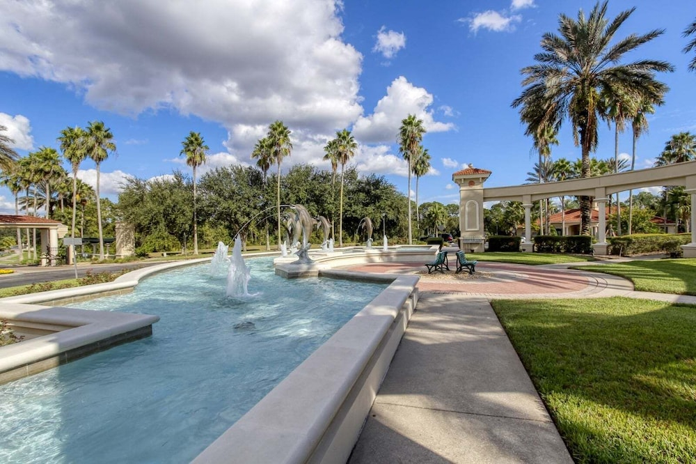 8460 Crystal Cove Loop 3bed