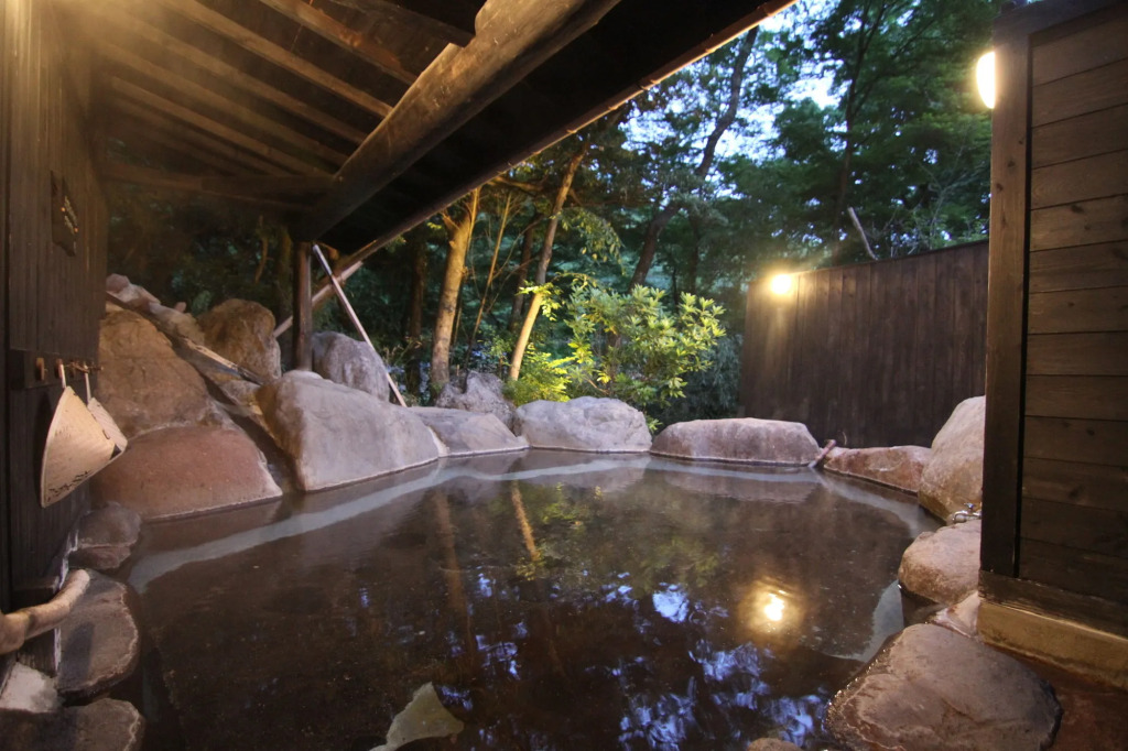 Yufuin Ryoan Wazanhou