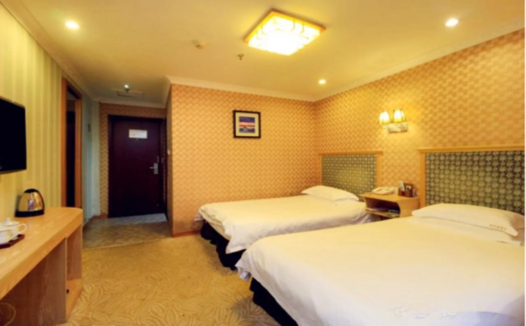 Yiwu Europe's Jia Choice Hotel