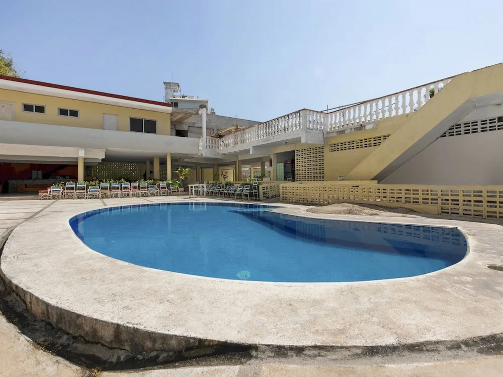 OYO Hotel Camelinas