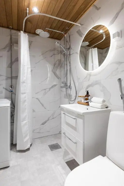 Arctic Night City Suite