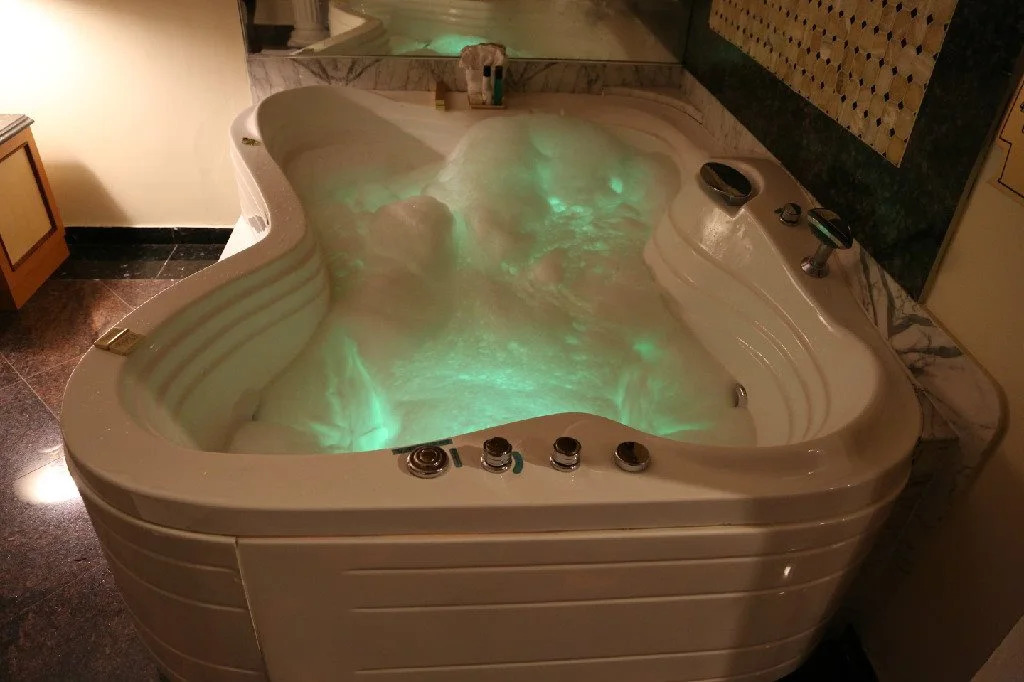 Paris Suites Hotel