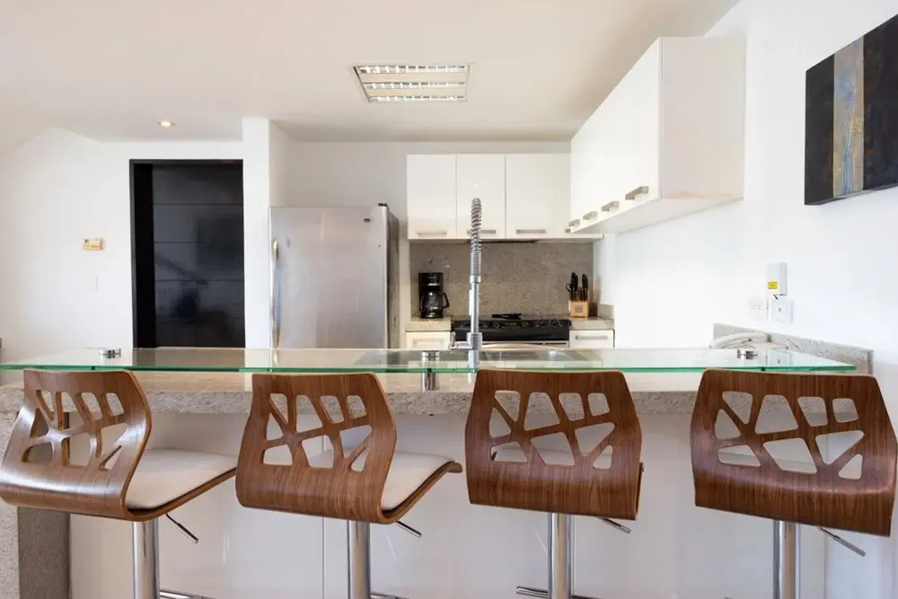 Elements Penthouse 6 3 Bedroom Condo by RedAwning